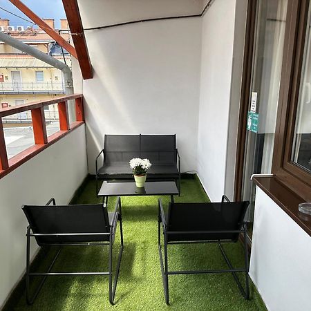 Centroom Apartment Budapest Bagian luar foto