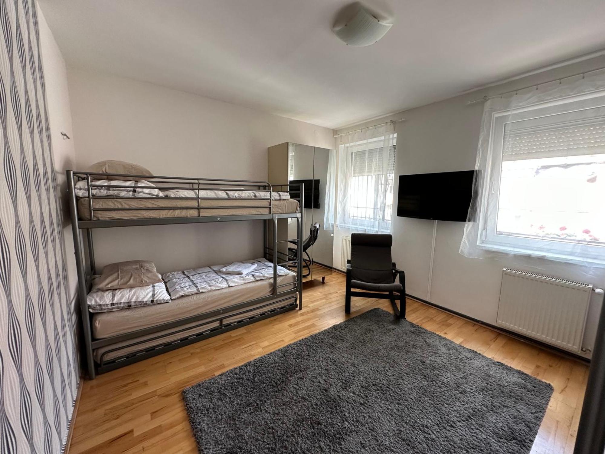 Centroom Apartment Budapest Bagian luar foto