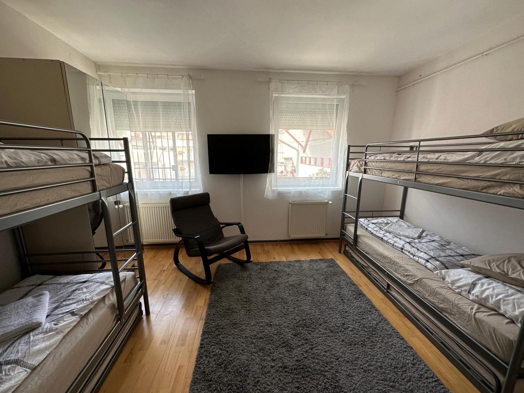 Centroom Apartment Budapest Bagian luar foto